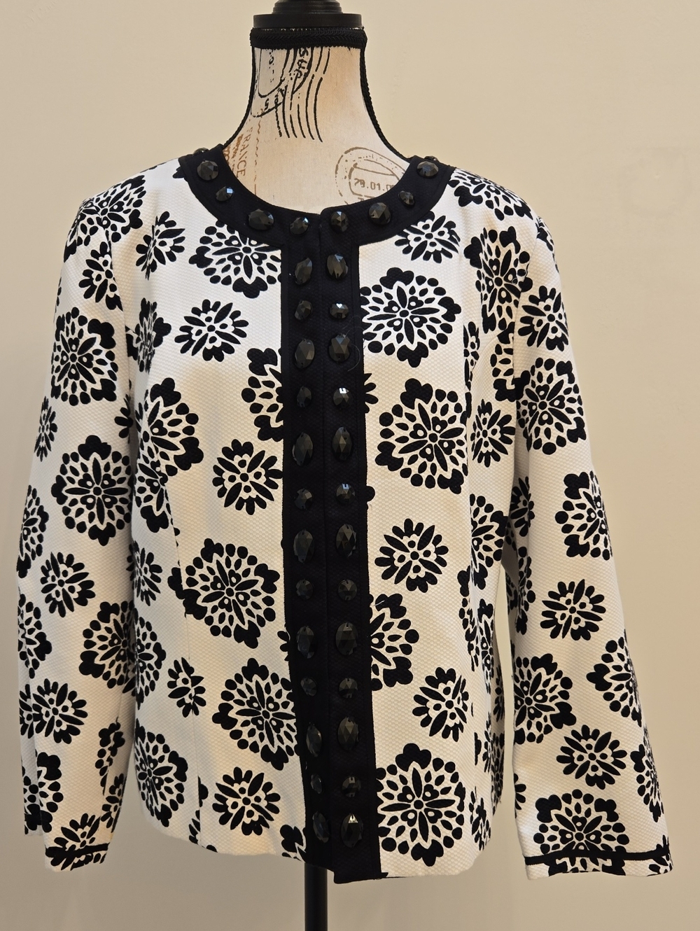 Susan Bristol Black & White Floral Beaded Cardigan Jacket